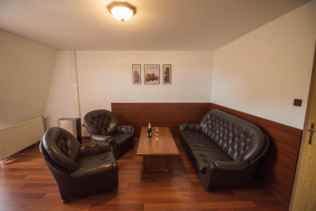 Hotel Dávid Velke Bosany Esterno foto